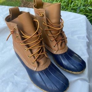 TAN/NAVY L.L. Bean Duck Boots